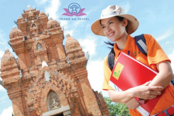 TẠI SAO PHẢI CÓ HƯỚNG DẪN VIÊN DU LỊCH TỪ VIỆT NAM KHI ĐI DU LỊCH NƯỚC NGOÀI