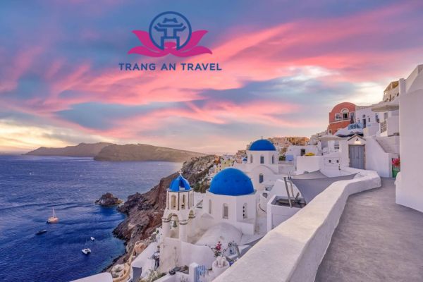 HÒN ĐẢO CỔ TÍCH SANTORINI