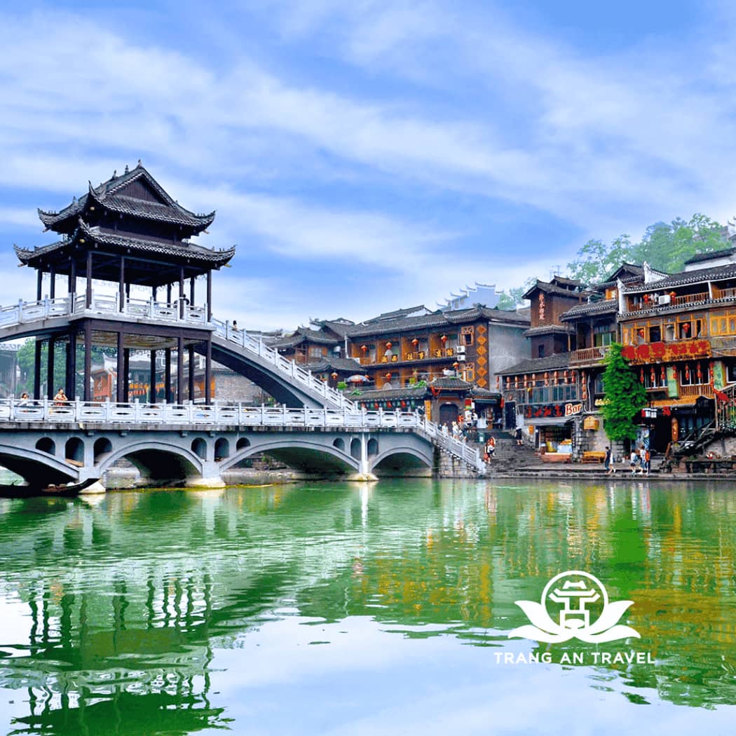 TOUR DU LỊCH TRUNG QUỐC: TRƯƠNG GIA GIỚI – PHƯỢNG HOÀNG CỔ TRẤN – VIÊN GIA GIỚI – VŨ LĂNG NGUYÊN - 6N5Đ - Bay VJ