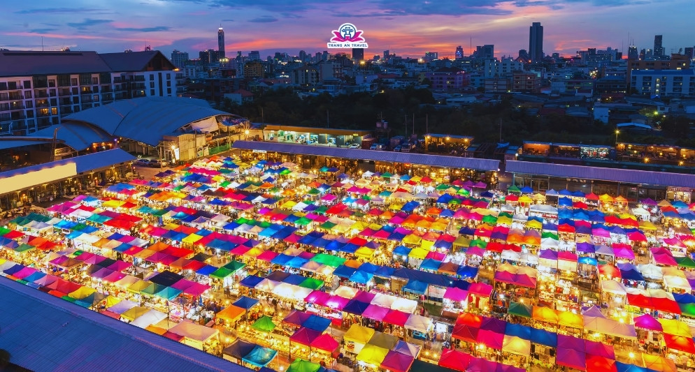 Ghé chợ Chatuchak – Thiên đường mua sắm bình dân khi du lịch Thái Lan