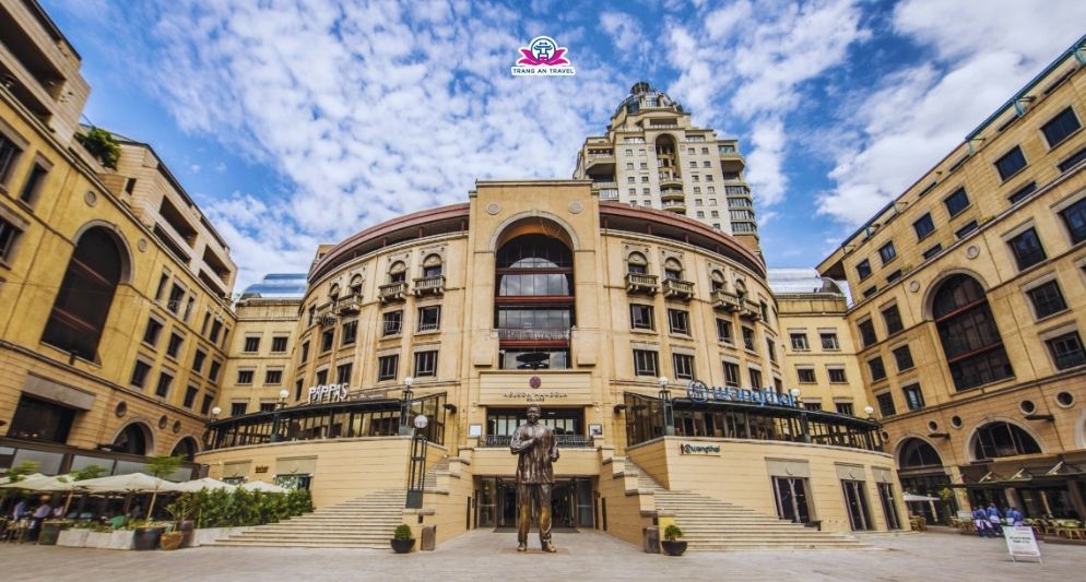 Khám phá Quảng trường Nelson Mandela đầy cảm hứng lịch sử trong chuyến du lịch Nam Phi