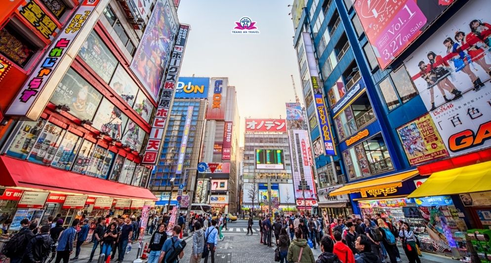 Các phố mua sắm đồ điện tử nổi tiếng ở Tokyo