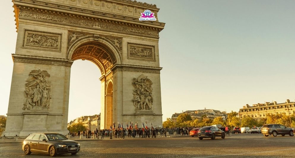 Gợi ý lịch trình du lịch Pháp tự túc đầy đủ, chi tiết nhất