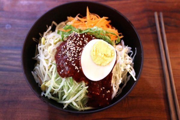 mi lanh jjolmyeon noodles