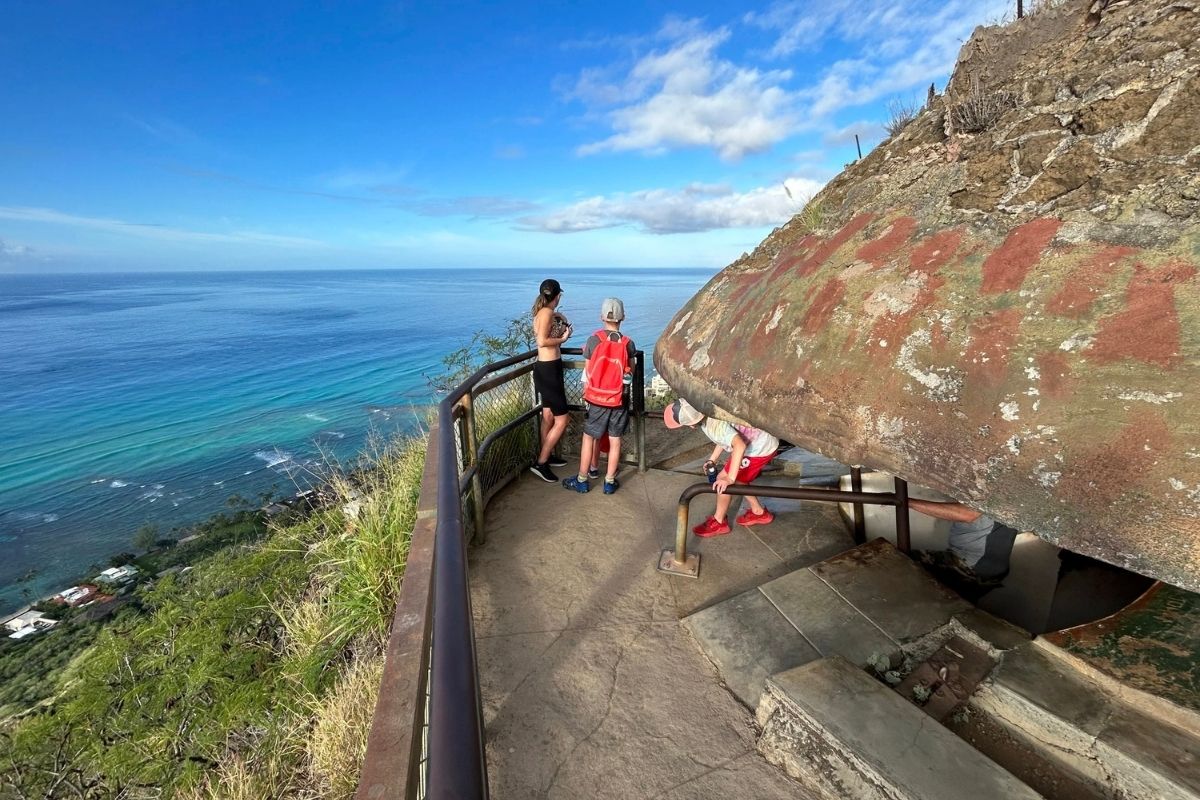 Tham quan Đỉnh Kim Cương