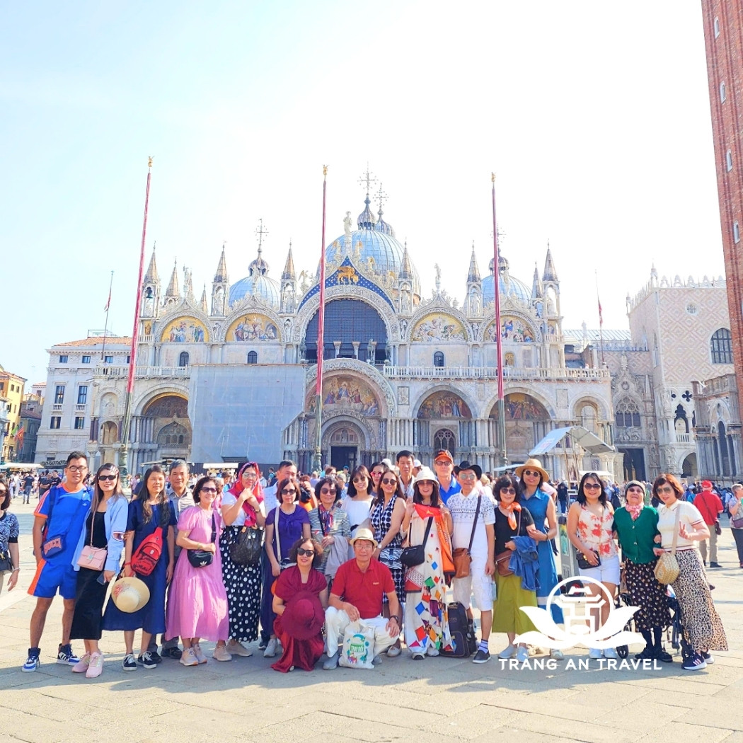 ITALIA – XỨ SỞ CỦA NGHỆ THUẬT, TÌNH YÊU VÀ SỰ VĨ ĐẠI