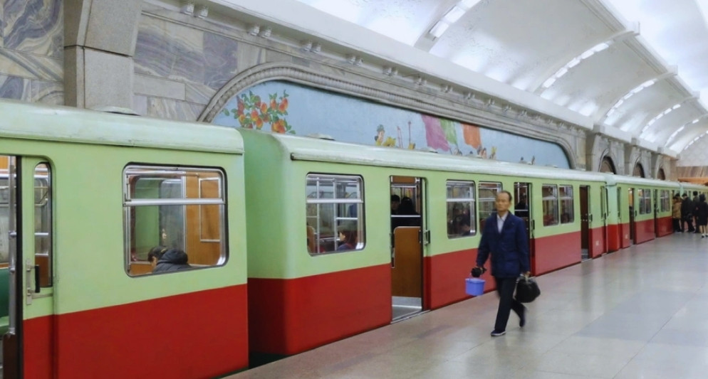 Ga tàu điện ngầm sâu nhất thế giới tại Triều Tiên