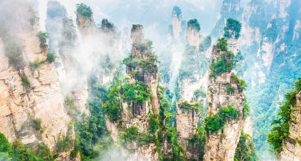 Trương Gia Giới – Phượng Hoàng cổ trấn: Hành trình diệu kỳ trong tour Trung Quốc