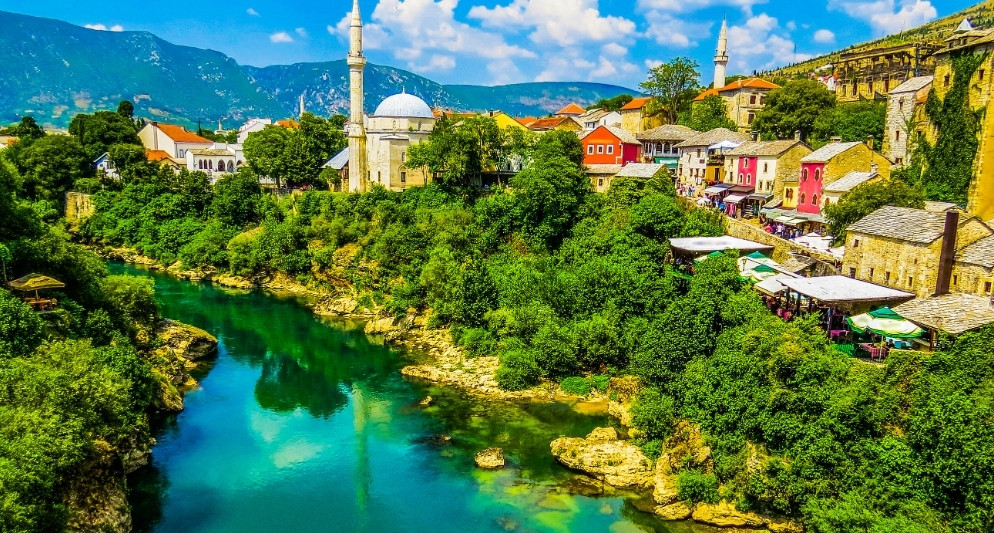 Thời Tiết Du Lịch Bosnia và Herzegovina Tháng 5: Có Gì Đẹp, Có Gì Cần Chuẩn Bị?