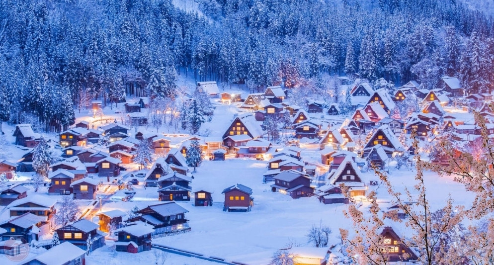 Làng cổ Shirakawa-go mùa tuyết trắng: Lạc giữa thiên đường cổ tích mùa đông Nhật Bản