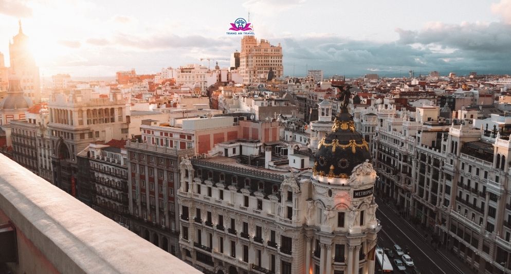 Thời tiết Tây Ban Nha tháng 9 – Thời điểm vàng để bắt đầu hành trình tour châu Âu nồng nhiệt