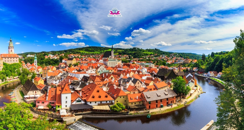 Khám phá Český Krumlov – Viên ngọc cổ tích của Cộng hòa Séc trong hành trình tour châu Âu