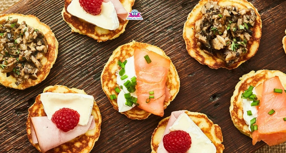 8 món ăn không thể bỏ lỡ khi đến Nga