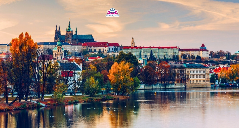 Những thành phố châu Âu ngắm mùa thu đẹp nhất – Gợi ý hành trình tour châu Âu lãng mạn nhất năm 2025