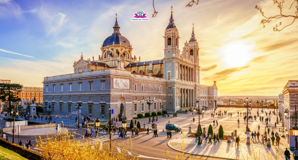 Thời tiết Tây Ban Nha tháng 10 – Lãng mạn, dịu nhẹ và lý tưởng khi du lịch mùa thu