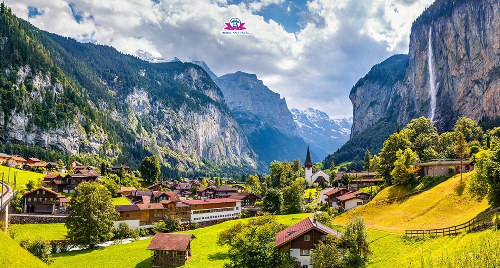 Tour châu Âu tháng 9 giá tốt nên trải nghiệm