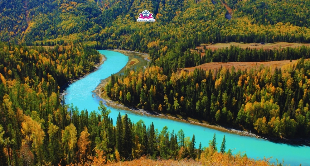 Tất tần tật mẹo du lịch Tân Cương 2025 bạn nên biết