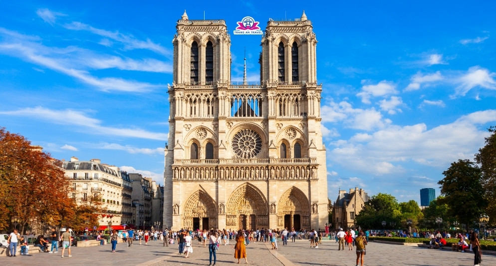 Top điểm check-in đẹp nhất nước Pháp mùa thu 2025