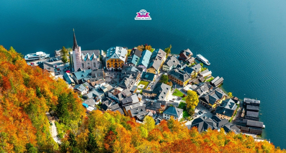 Top tour Đông Âu mùa thu 2025 đẹp nhất và chi phí hợp lý