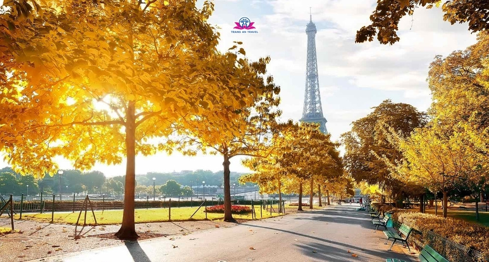 Khám phá mùa thu châu Âu đẹp như tranh vẽ cùng Tràng An Travel