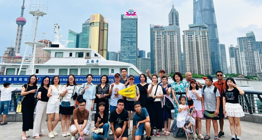 Tháp truyền hình Đông Phương Minh Châu – Biểu tượng không thể bỏ qua khi du lịch Thượng Hải