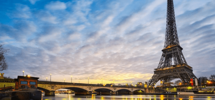 Khám phá dòng sông Seine thơ mộng giữa kinh đô Paris